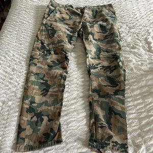 Levi’s Men’s Camo Jeans. Waist 32, length 32